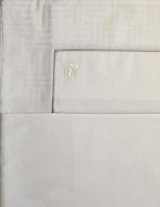Комплект постельного белья NEW MONOGRAM (2) | Текстиль и подушки