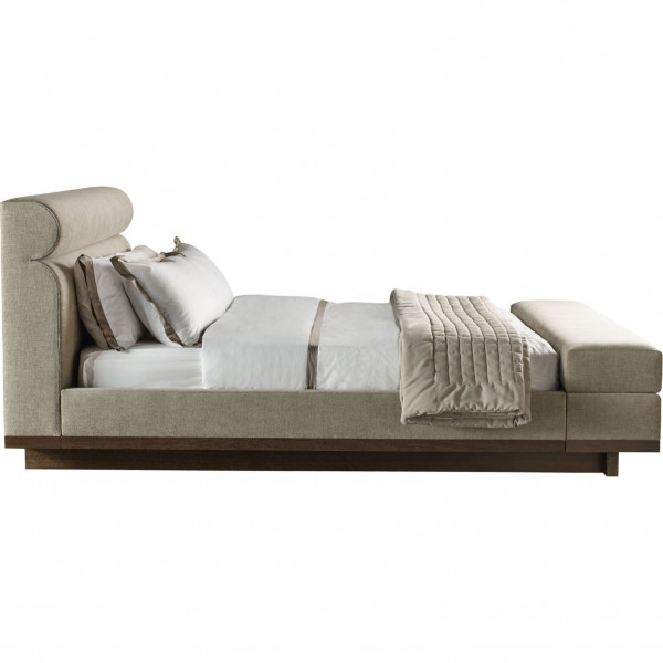 Кровать Panorama King with Bench | Кровати